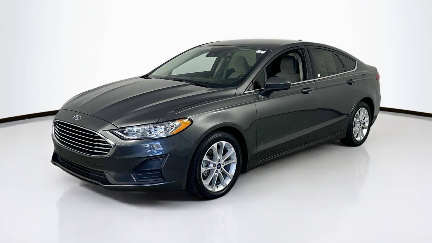 2020 Ford Fusion Hybrid SE — Sedan — 43,573 mi — Palm Harbor, FL
