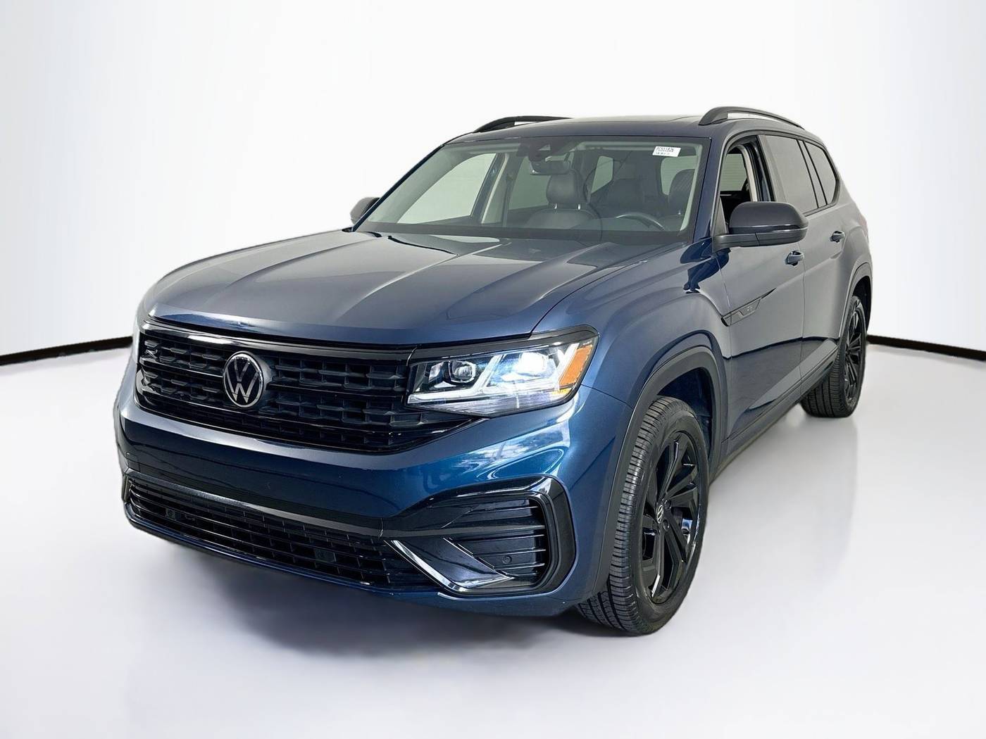 2023 Volkswagen Atlas SEL R-Line Black — SUV — 17,997 mi — Palm Harbor, FL