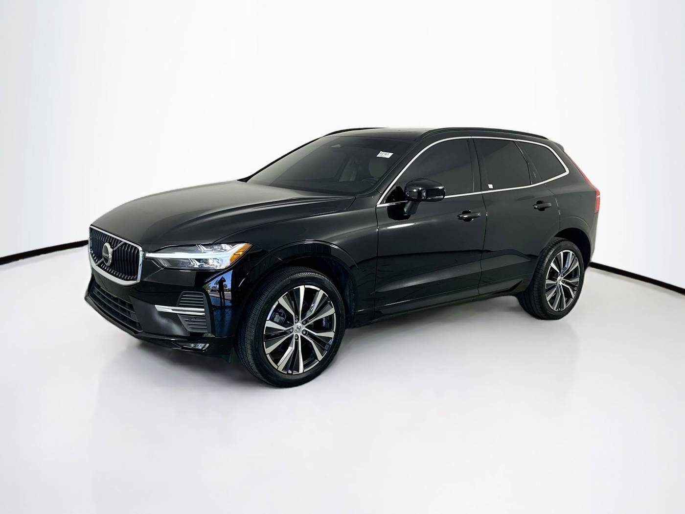 2022 Volvo XC60 Momentum — SUV — 43,872 mi — Palm Harbor, FL