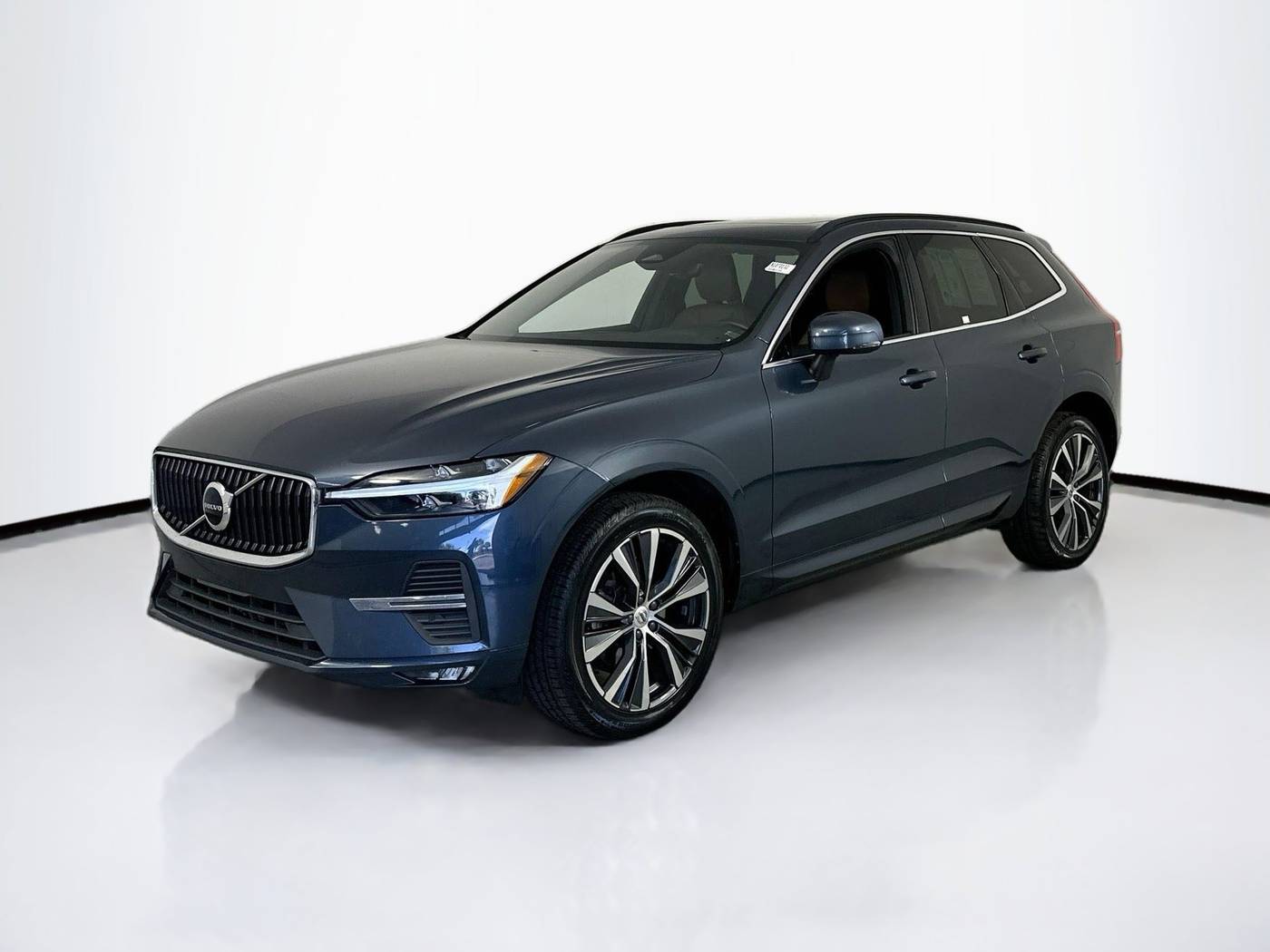 2022 Volvo XC60 Momentum — SUV — 30,503 mi — Palm Harbor, FL