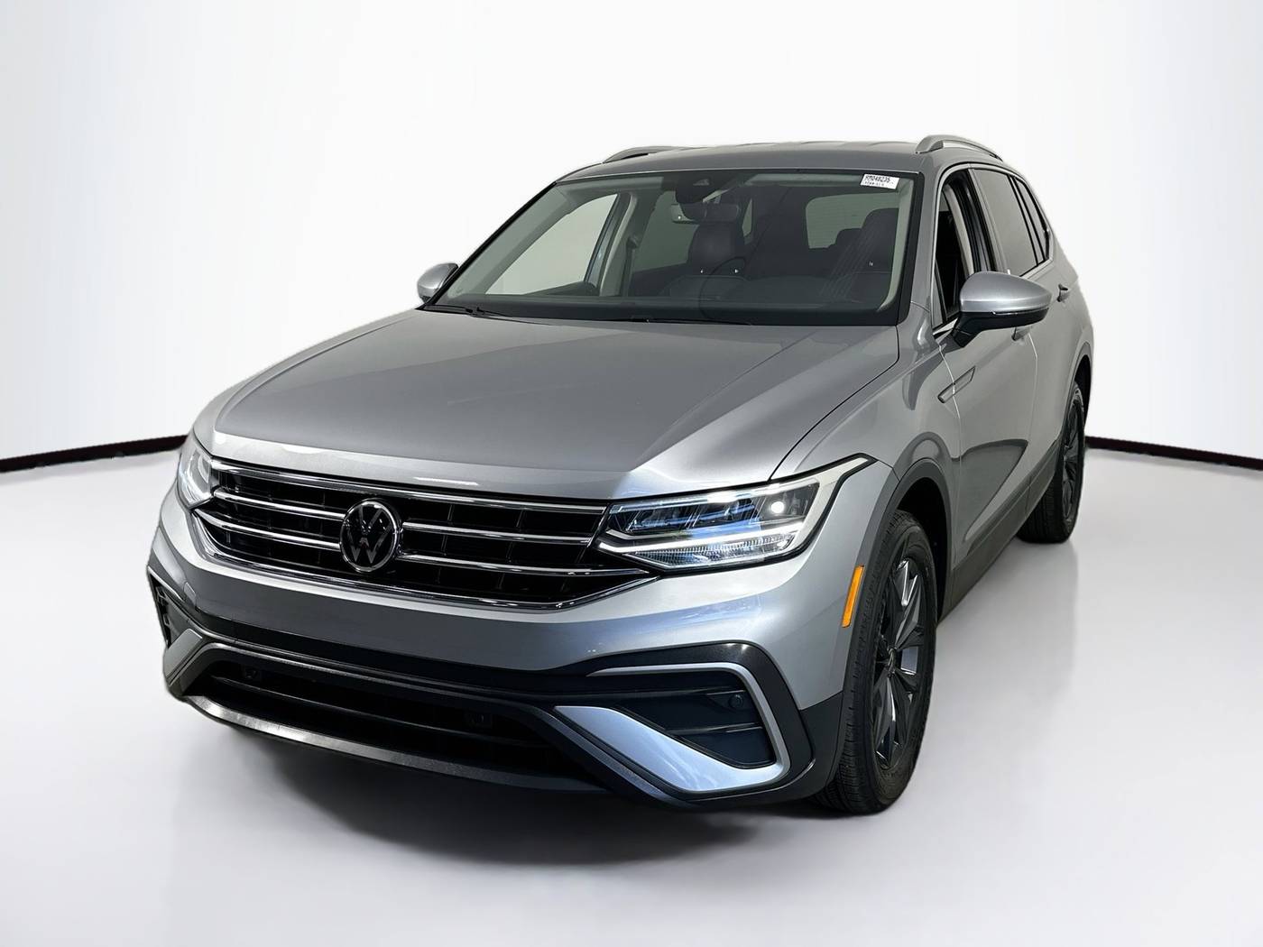 2024 Volkswagen Tiguan SE — SUV — 8,103 mi — Palm Harbor, FL