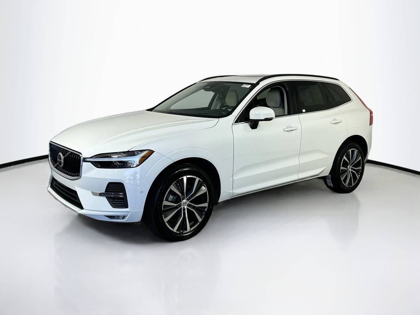 2022 Volvo XC60 Momentum — SUV — 19,569 mi — Palm Harbor, FL