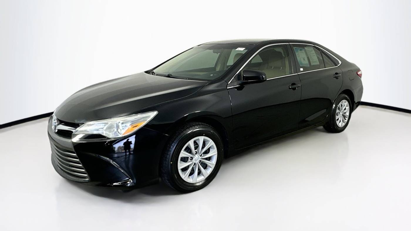 2017 Toyota Camry LE — Sedan — 56,214 mi — Palm Harbor, FL