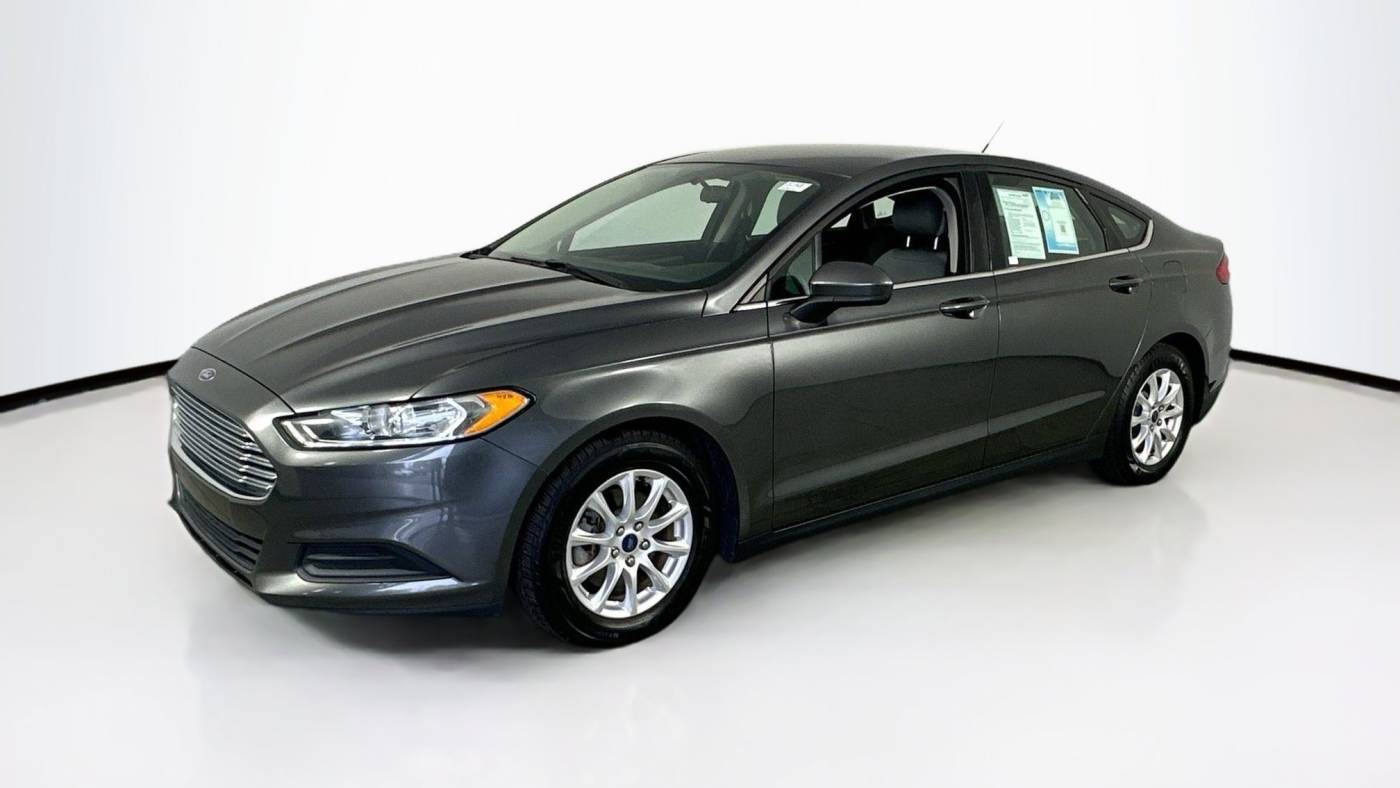 2016 Ford Fusion S — Sedan — 51,723 mi — Palm Harbor, FL