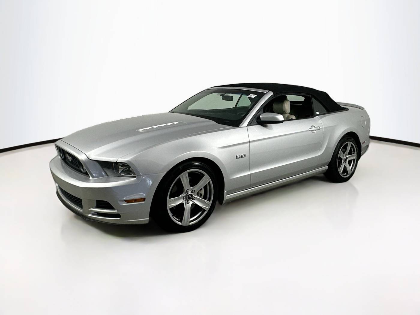 2013 Ford Mustang GT Premium — Convertible — 58,814 mi — Palm Harbor, FL