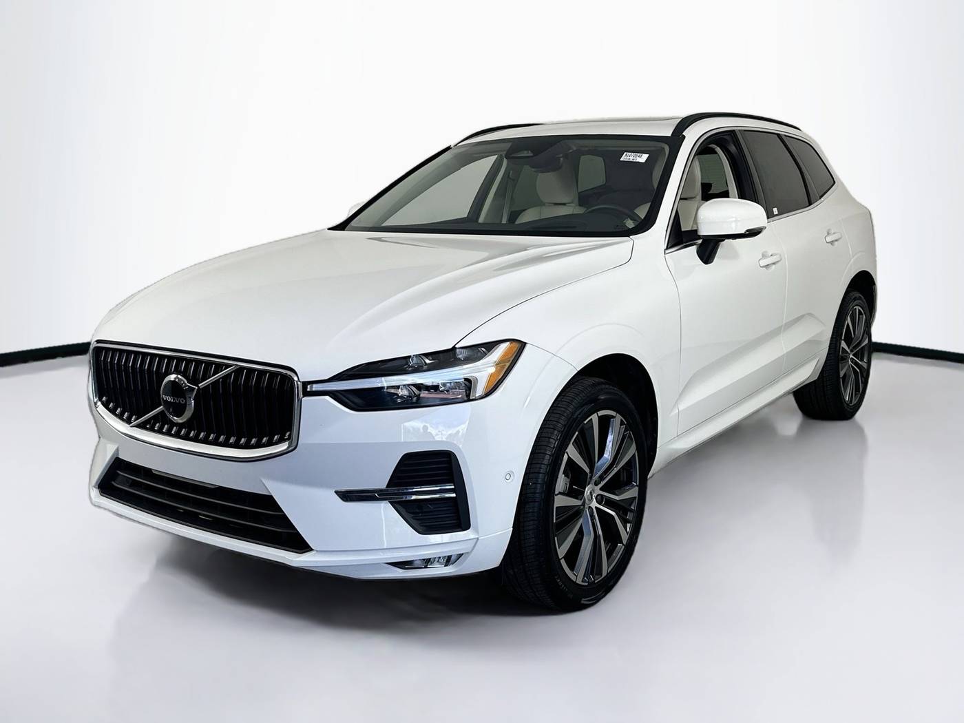 2022 Volvo XC60 Momentum — SUV — 26,964 mi — Palm Harbor, FL