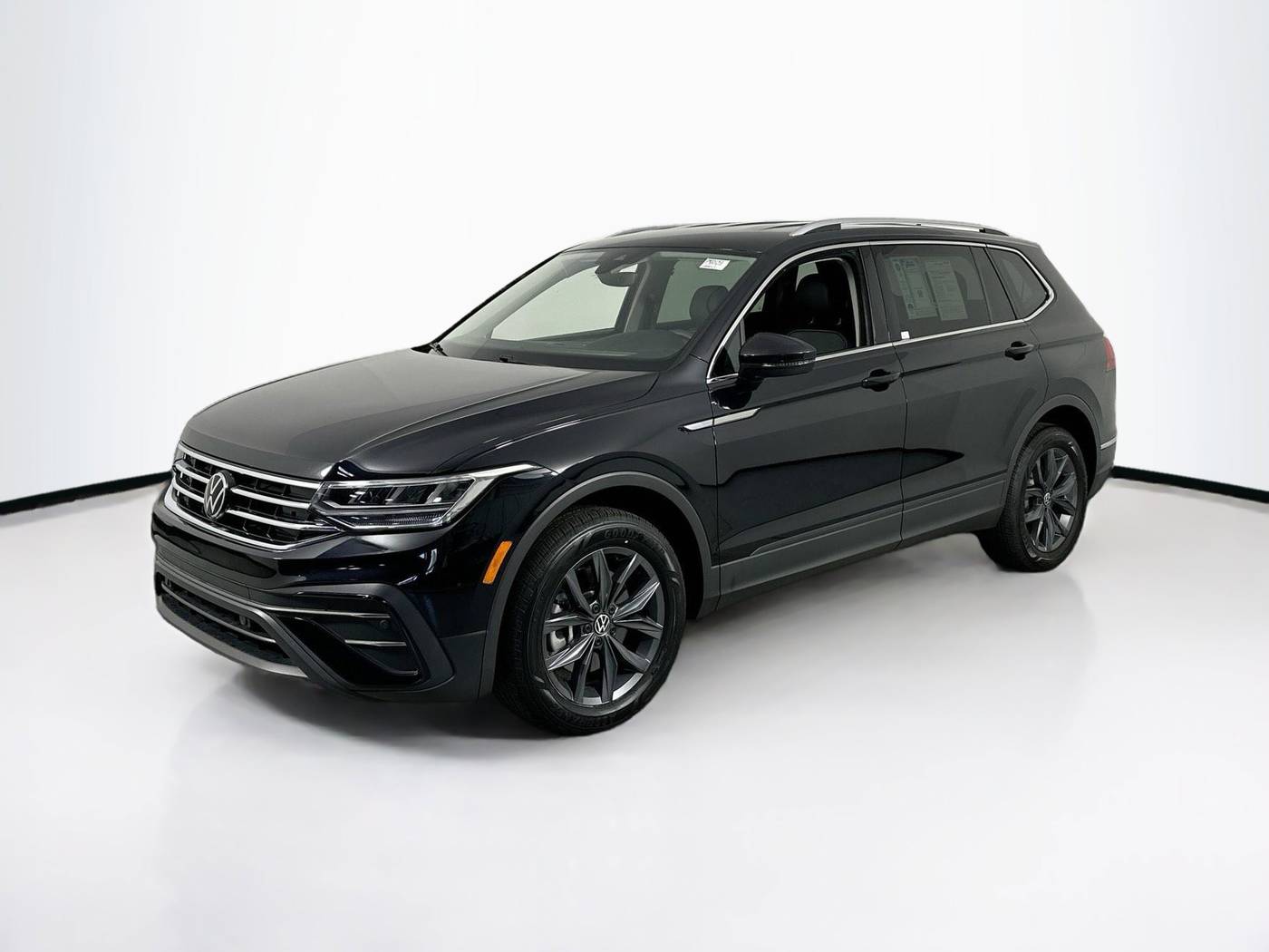 2023 Volkswagen Tiguan SE — SUV — 23,180 mi — Palm Harbor, FL
