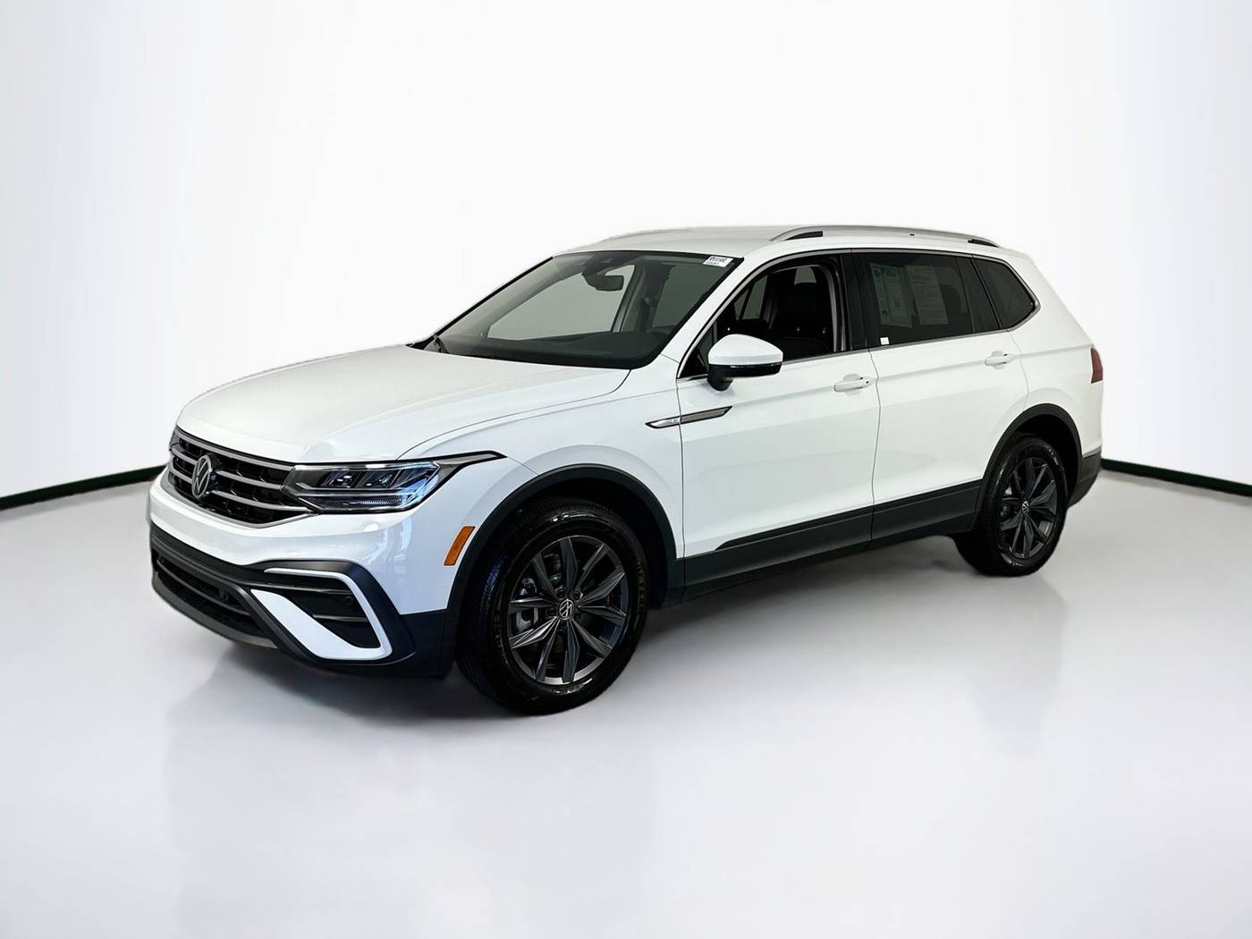 2022 Volkswagen Tiguan SE — SUV — 7,687 mi — Palm Harbor, FL