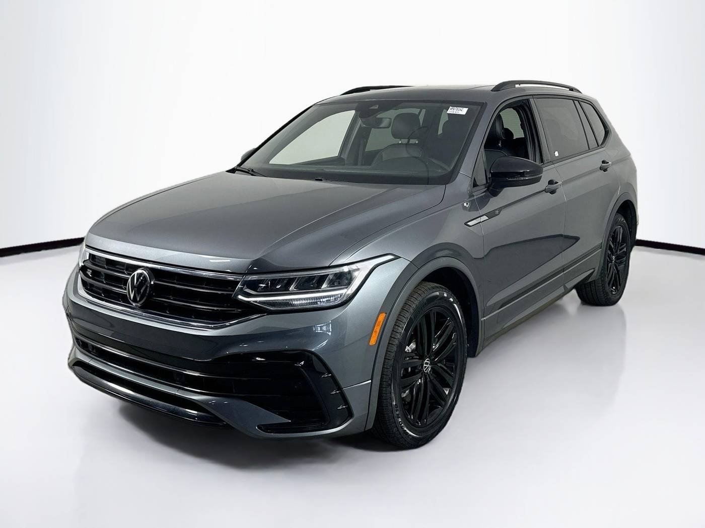 2022 Volkswagen Tiguan SE R-Line Black — SUV — 15,059 mi — Palm Harbor, FL