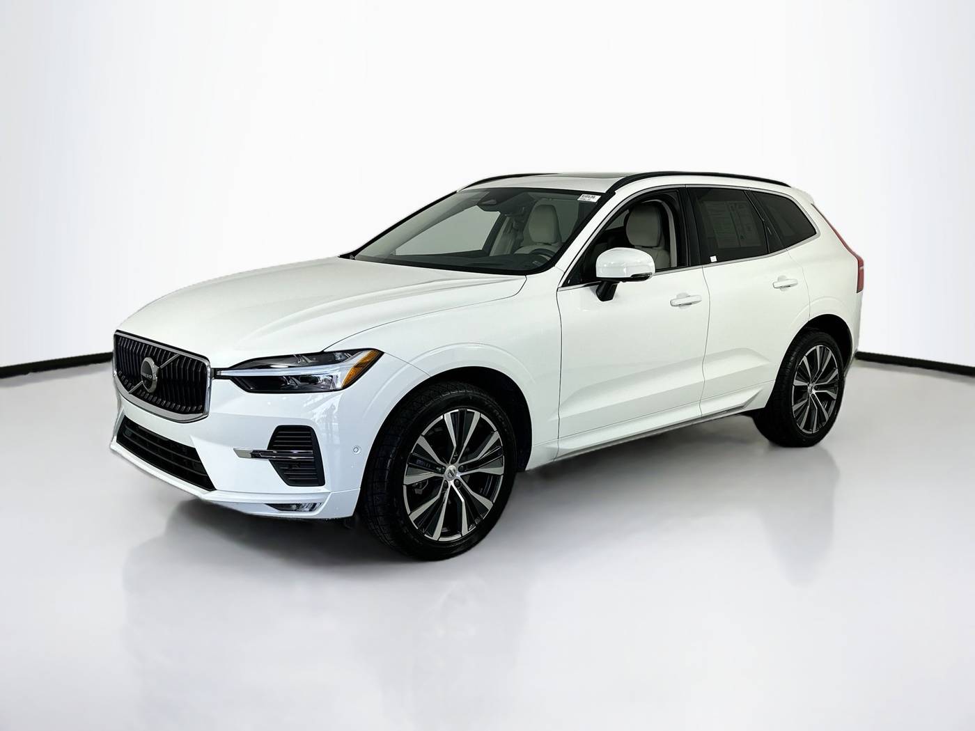2022 Volvo XC60 Momentum — SUV — 22,196 mi — Palm Harbor, FL
