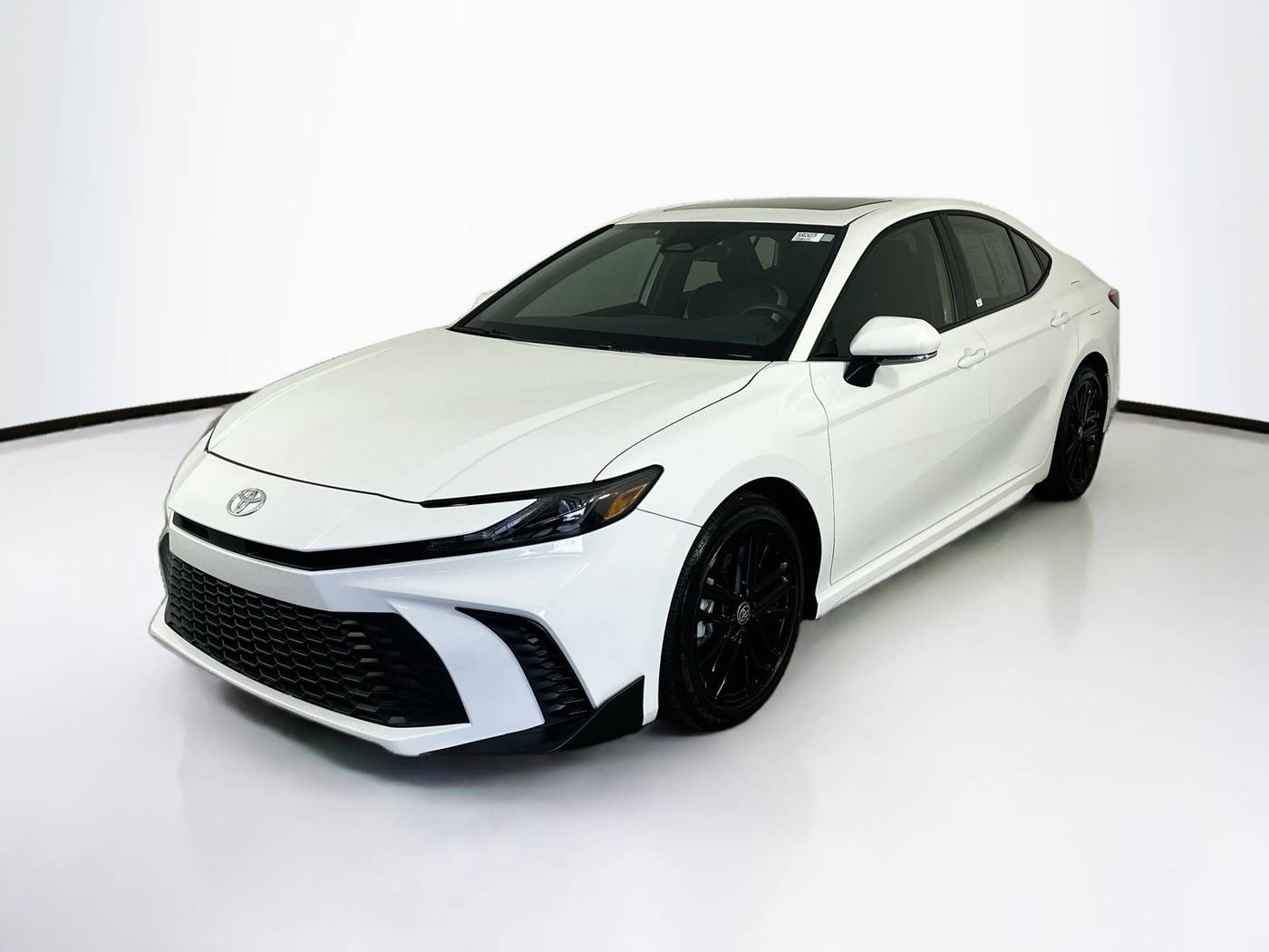 2025 Toyota Camry SE — Sedan — 17,629 mi — Palm Harbor, FL