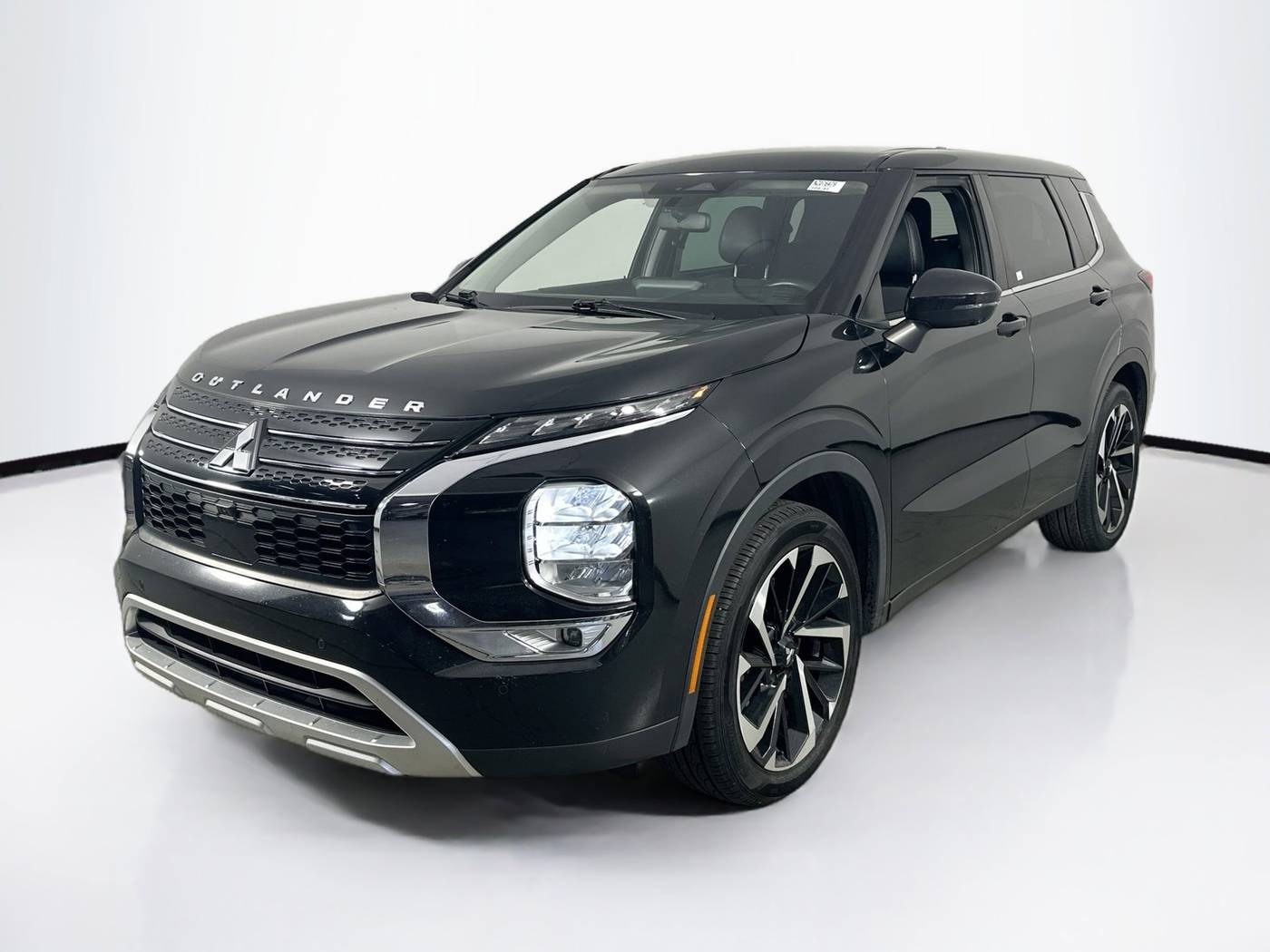 2022 Mitsubishi Outlander SE — SUV — 46,075 mi — Palm Harbor, FL