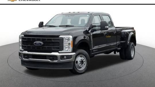 2023 Ford Super Duty F-350 XL — Pickup Truck — 65,025 mi — Plainfield, IL
