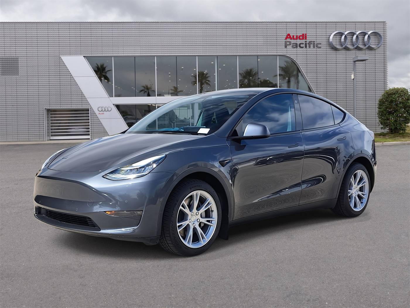 2021 Tesla Model Y Long Range — SUV — 31,124 mi — Torrance, CA