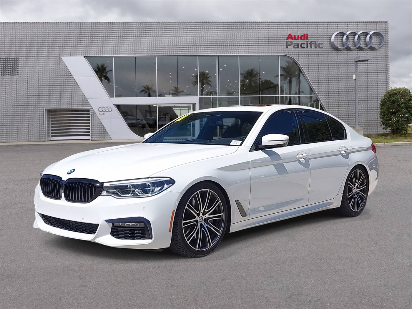 2019 BMW 5 Series 540i — Sedan — 93,575 mi — Torrance, CA