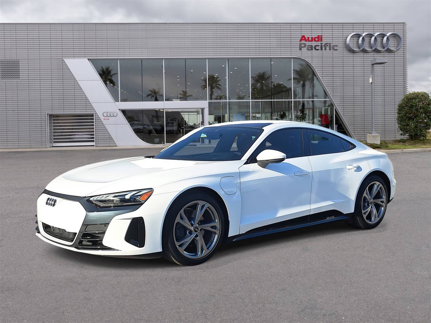 2023 Audi e-tron GT Premium Plus — Sedan — 28,990 mi — Torrance, CA
