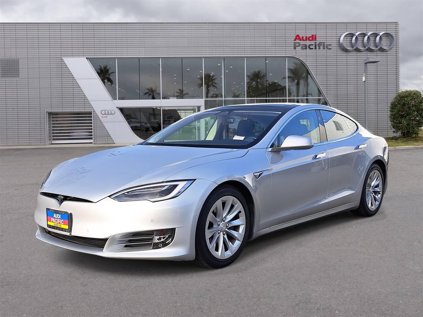2016 Tesla Model S 90D — Hatchback — 46,503 mi — Torrance, CA