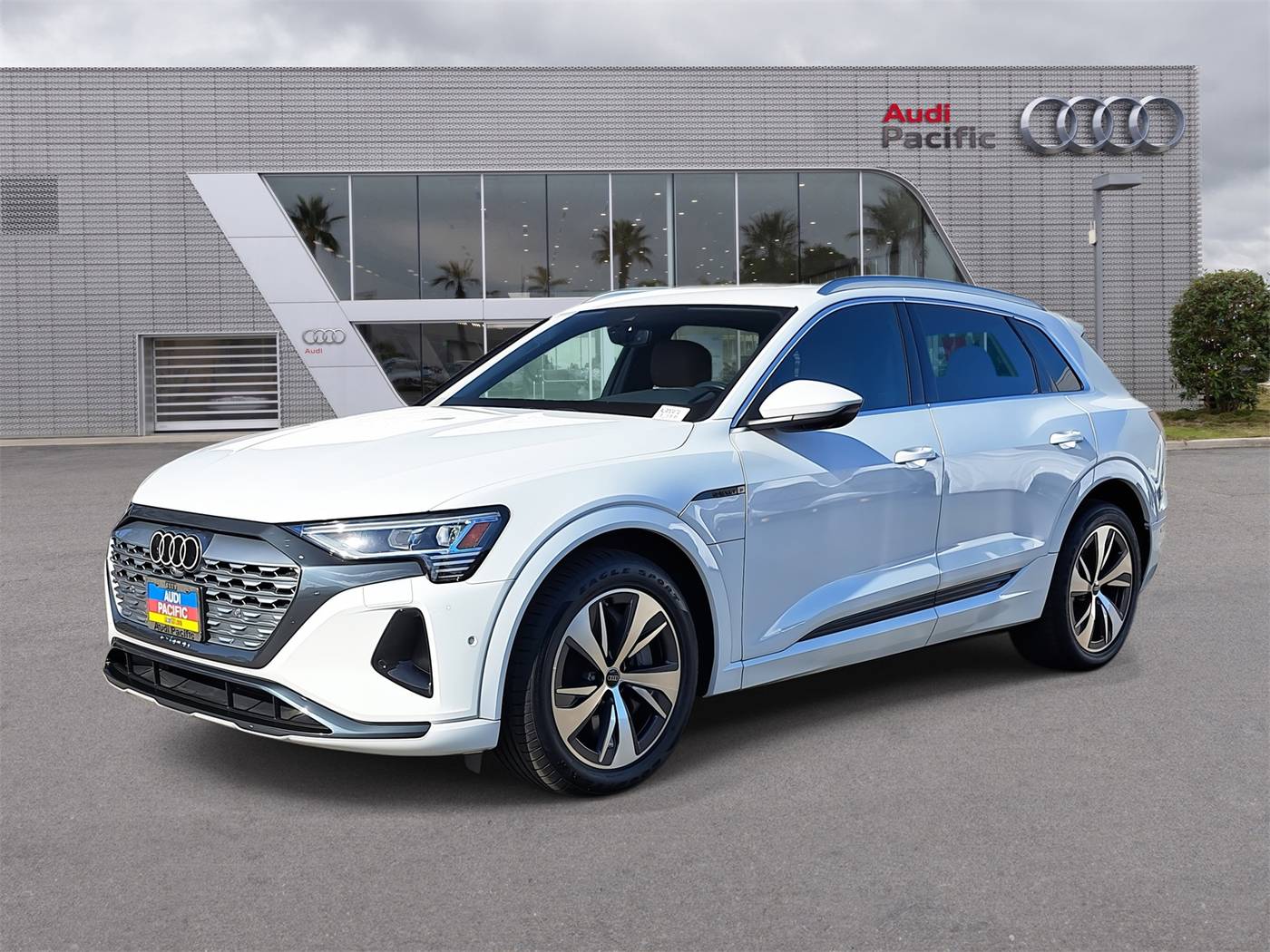 2024 Audi Q8 e-tron Premium Plus — SUV — 19,693 mi — Torrance, CA