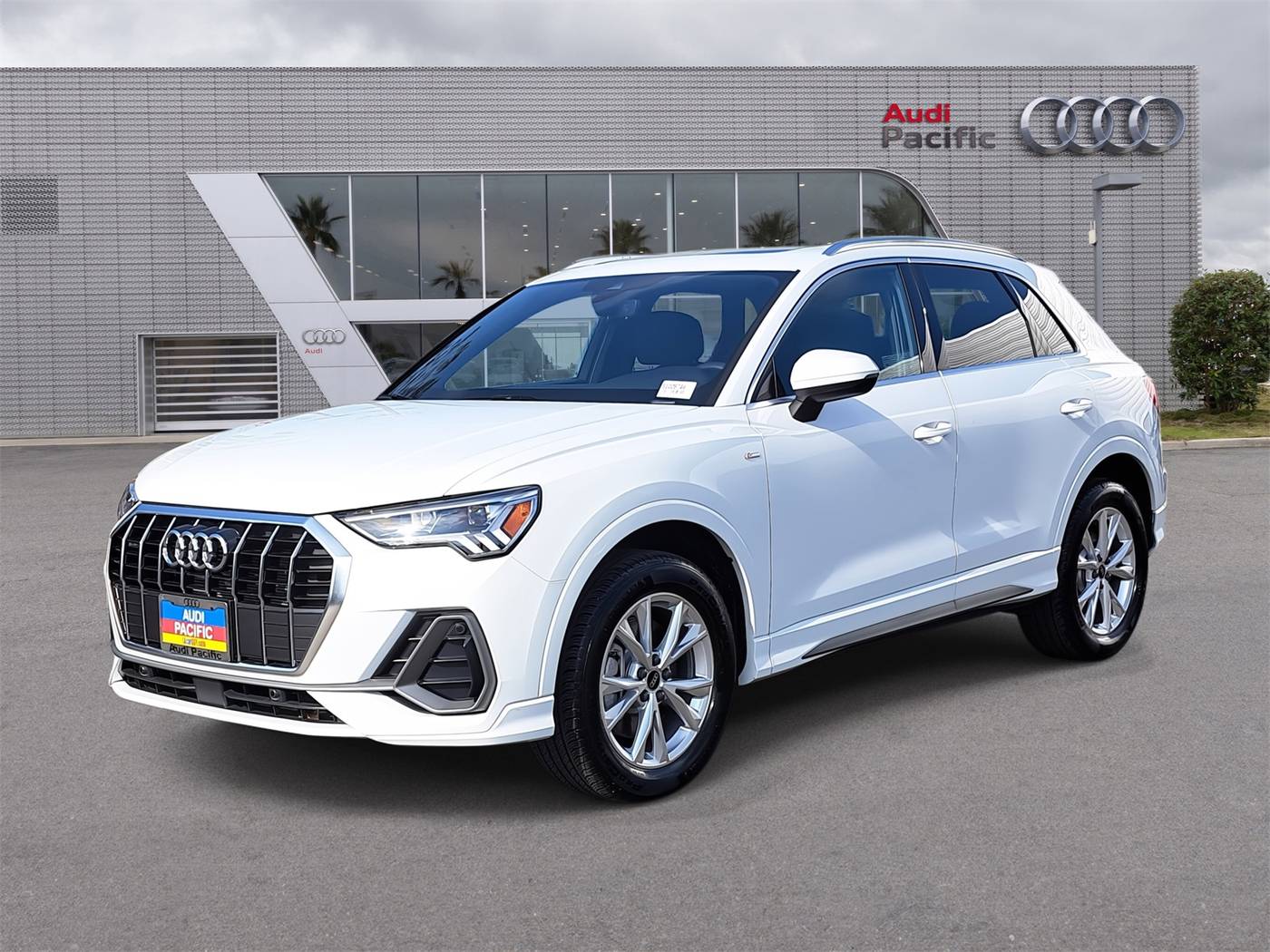 2025 Audi Q3 S line Premium — SUV — 5,413 mi — Torrance, CA