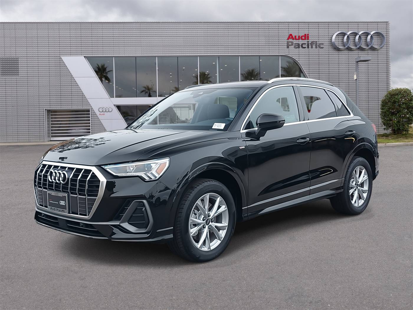 2025 Audi Q3 S line Premium — SUV — 4,689 mi — Torrance, CA