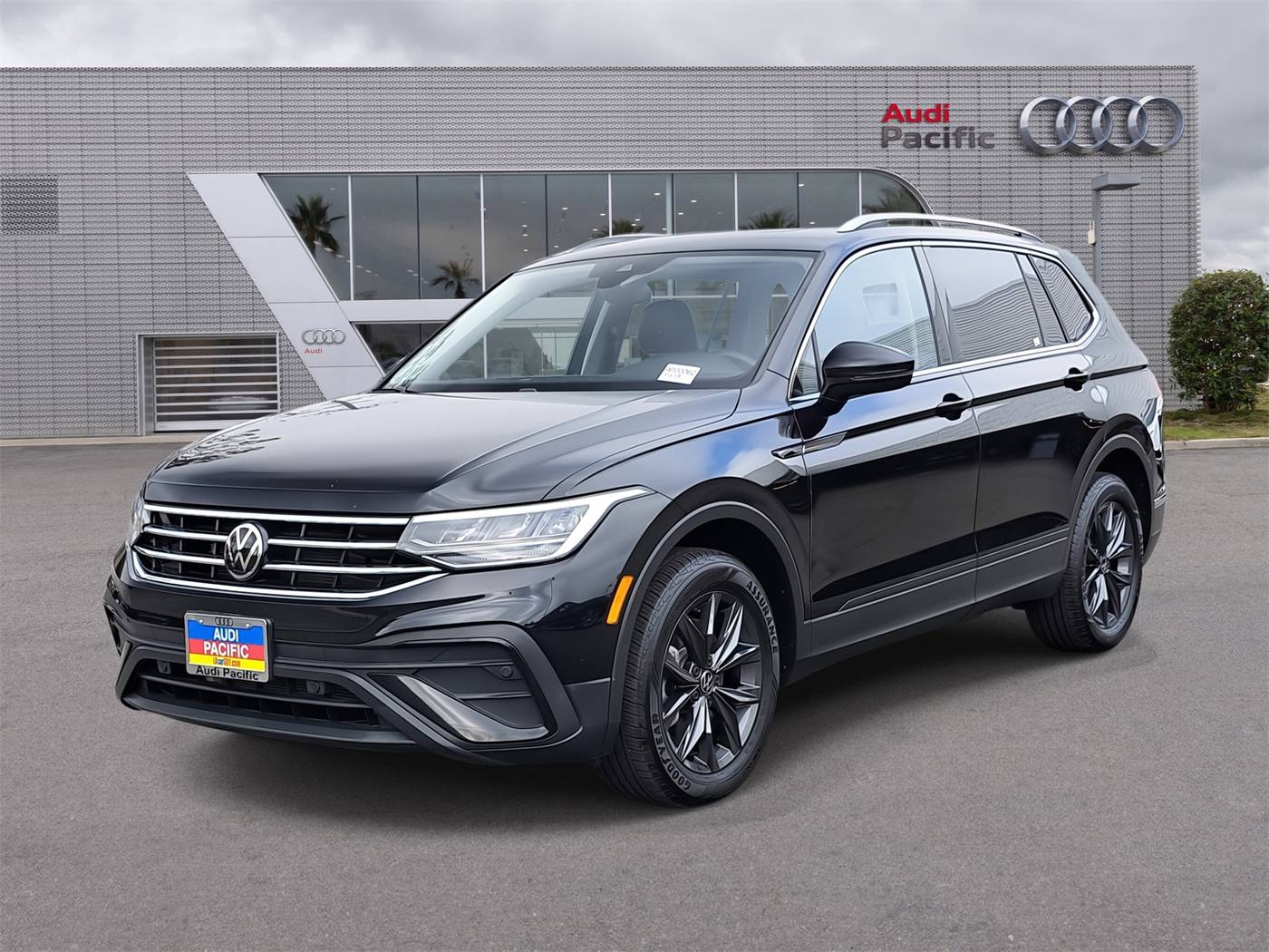 2022 Volkswagen Tiguan SE — SUV — 17,204 mi — Torrance, CA