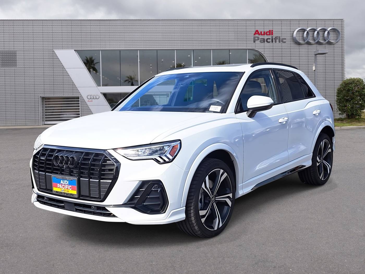 2024 Audi Q3 S line Premium Plus — SUV — 5,945 mi — Torrance, CA