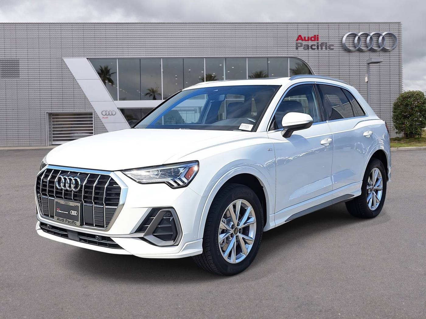 2024 Audi Q3 S line Premium — SUV — 3,406 mi — Torrance, CA