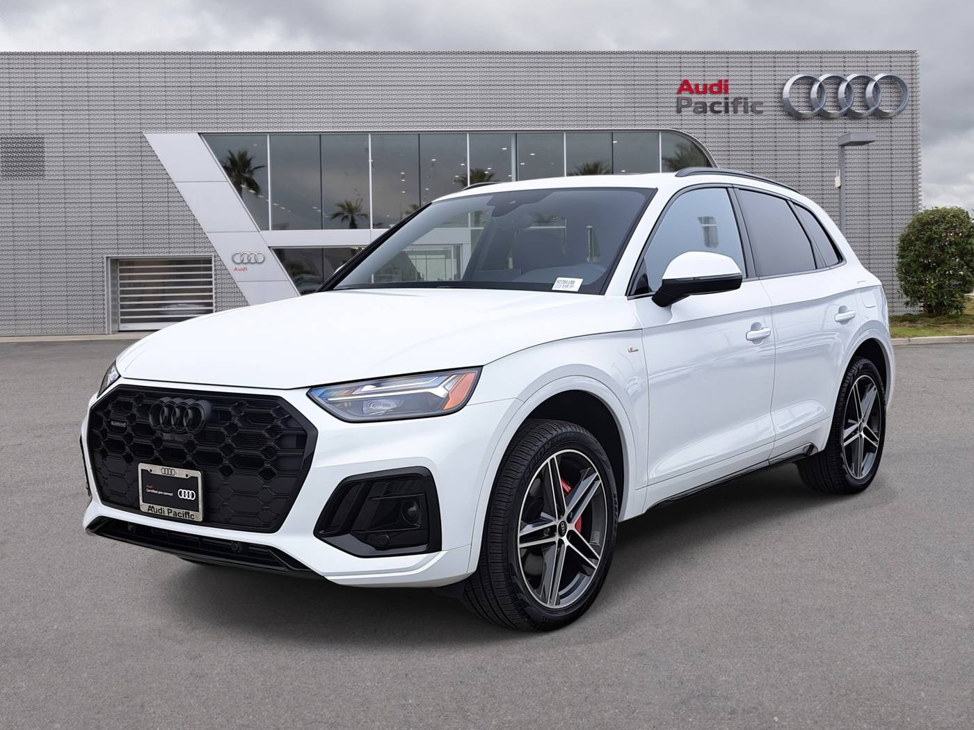 2024 Audi Q5 Plug-In Hybrid e Premium Plus — SUV — 5,979 mi — Torrance, CA
