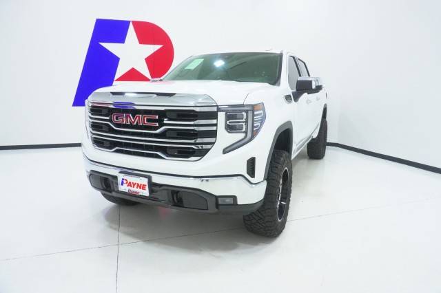 2022 GMC Sierra 1500 SLT — Pickup Truck — 30,509 mi — Weslaco, TX