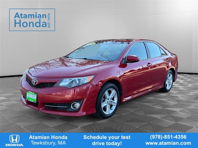2014 Toyota Camry SE — Sedan — 113,925 mi — Tewksbury, MA