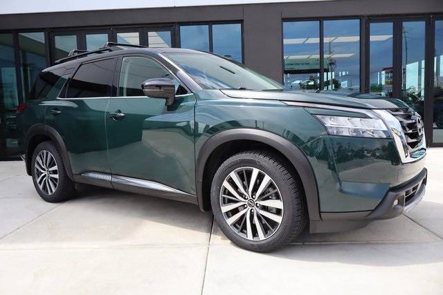 2022 Nissan Pathfinder Platinum — SUV — 34,620 mi — North Clearwater, FL