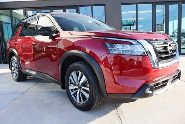 2022 Nissan Pathfinder SL — SUV — 24,902 mi — North Clearwater, FL