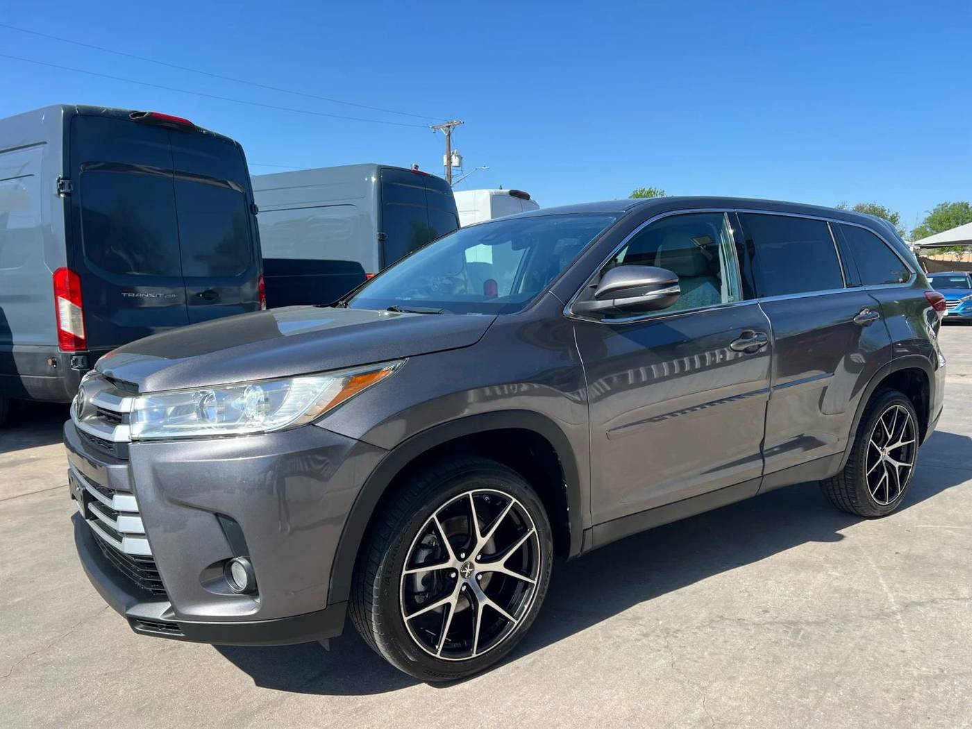 2019 Toyota Highlander LE V6 — SUV — 127,995 mi — San Antonio, TX