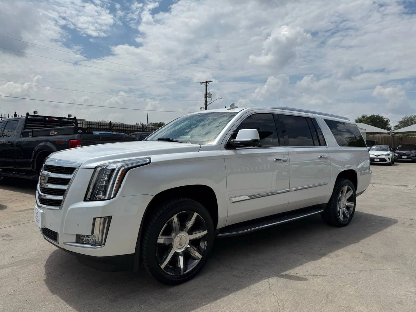 2016 Cadillac Escalade Luxury — SUV — 167,380 mi — San Antonio, TX