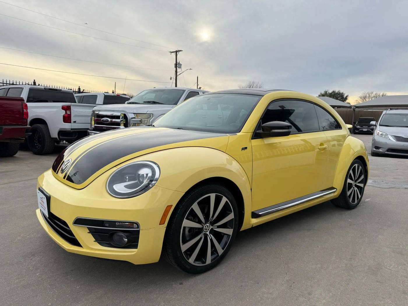 2014 Volkswagen Beetle Turbo R-Line