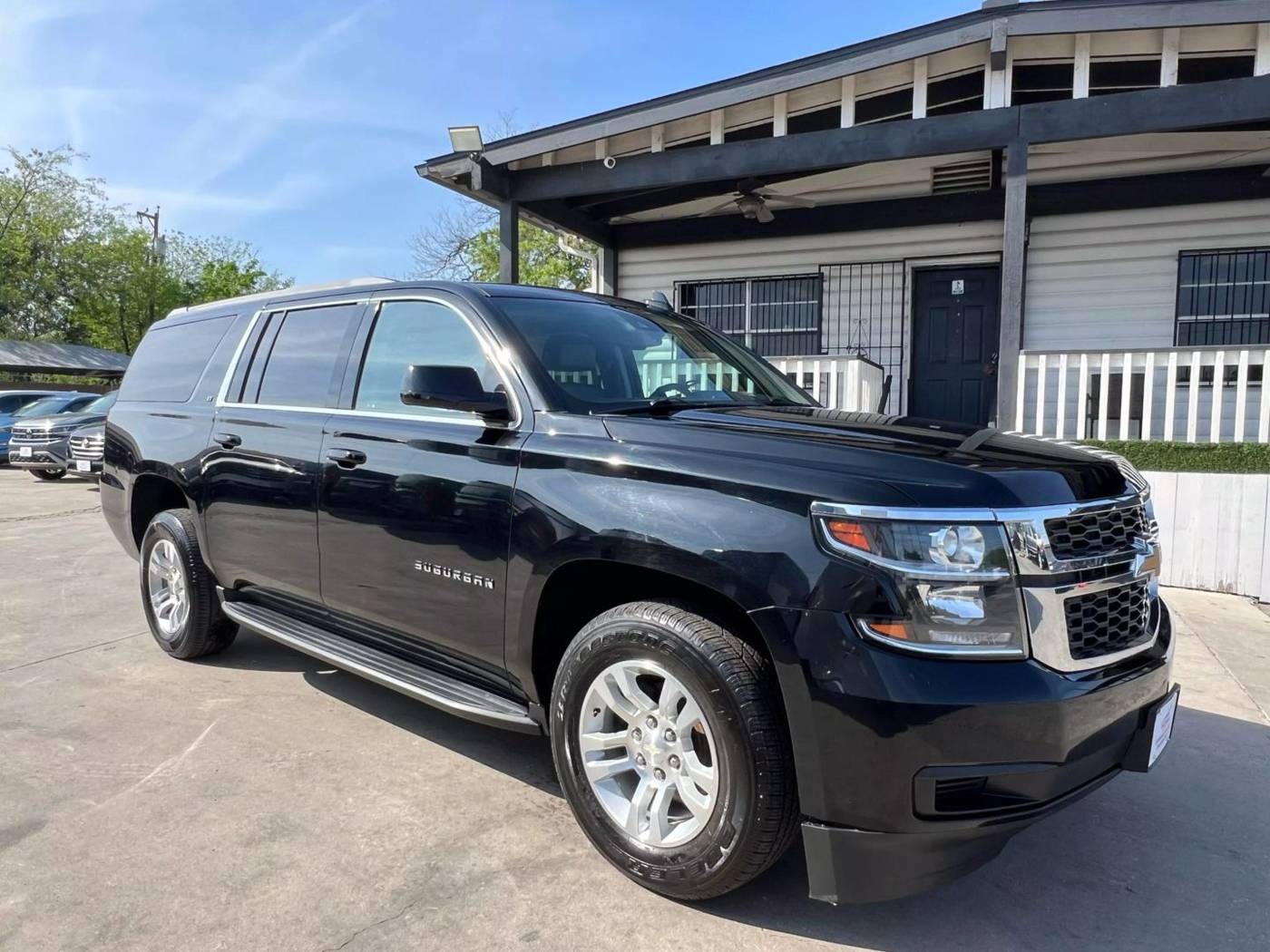 2019 Chevrolet Suburban LT — SUV — 128,235 mi — San Antonio, TX