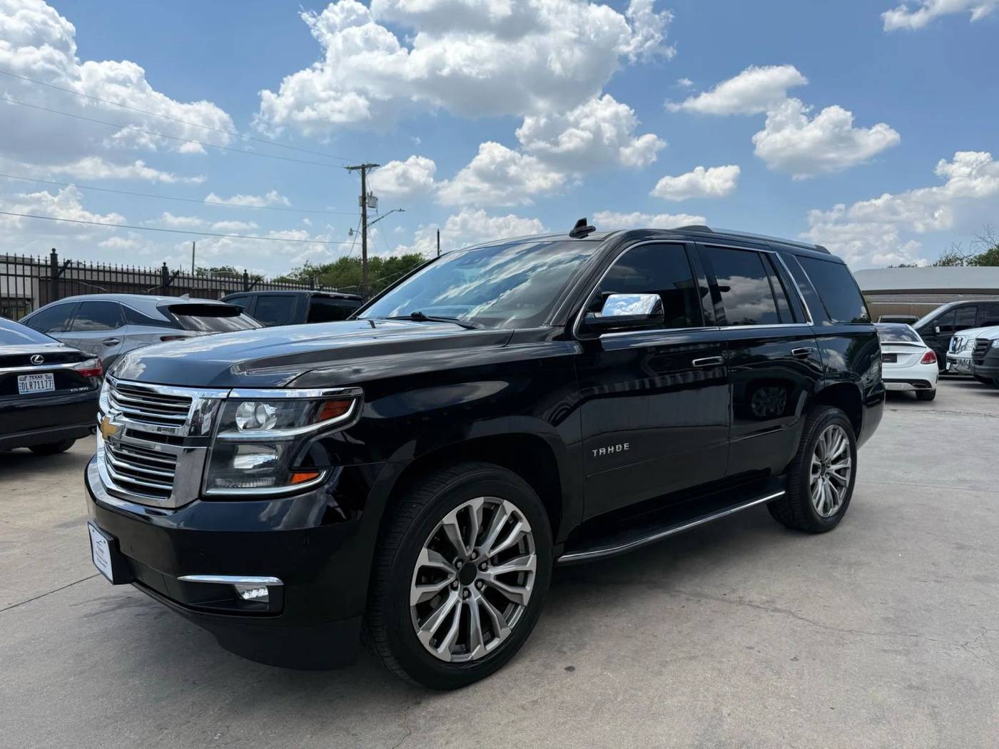 2019 Chevrolet Tahoe Premier — SUV — 130,322 mi — San Antonio, TX