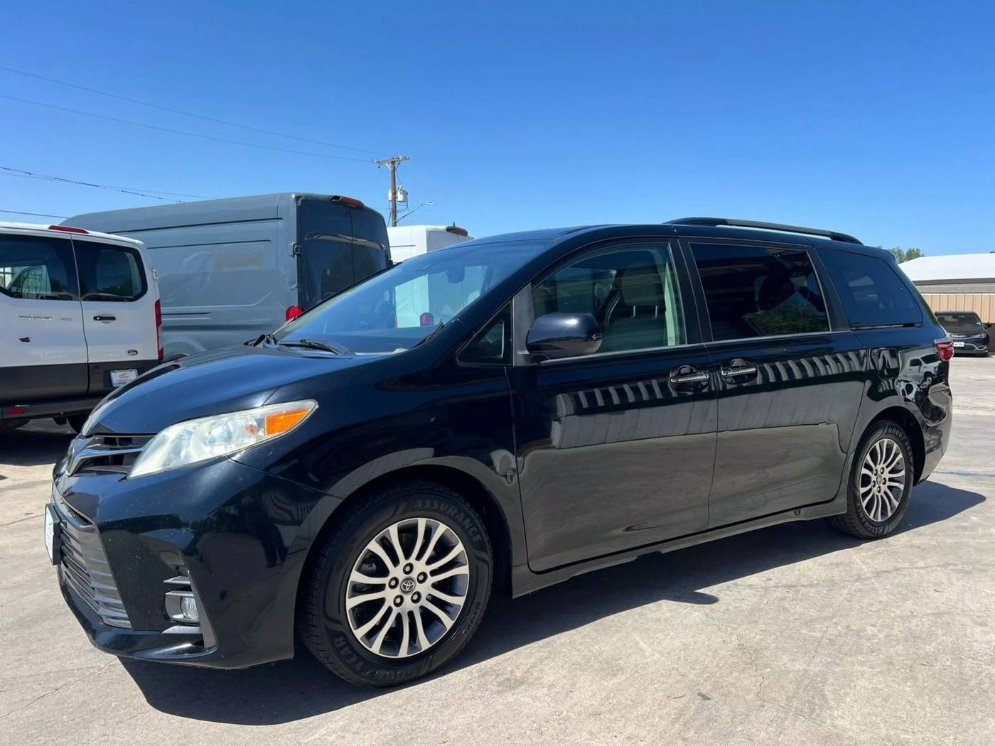 2019 Toyota Sienna XLE Premium — Minivan — 116,015 mi — San Antonio, TX