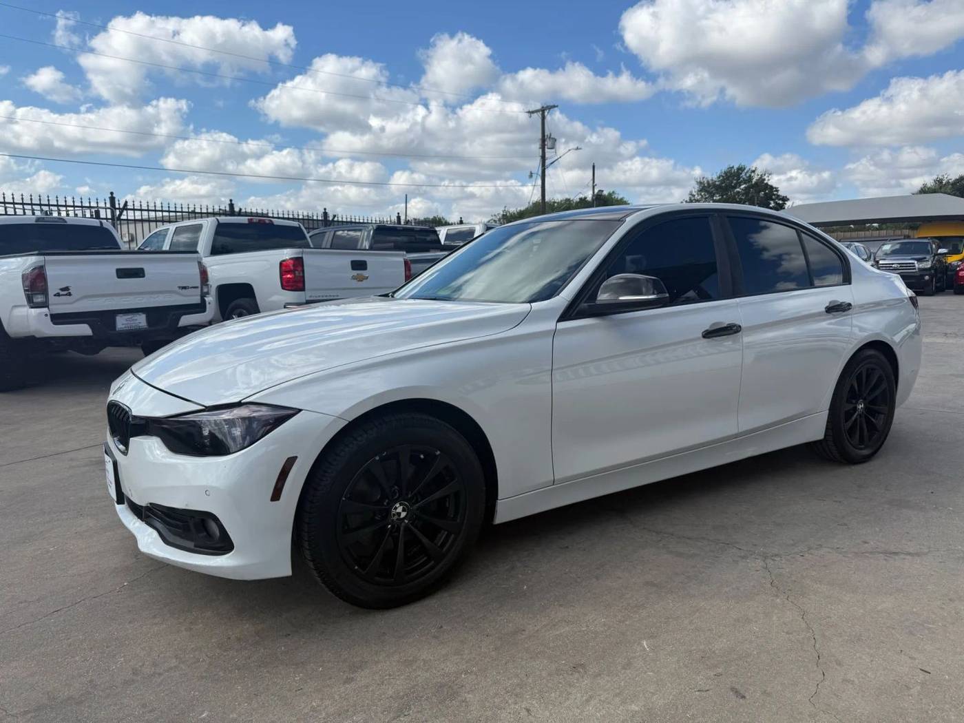 2017 BMW 3 Series 320i — Sedan — 98,000 mi — San Antonio, TX