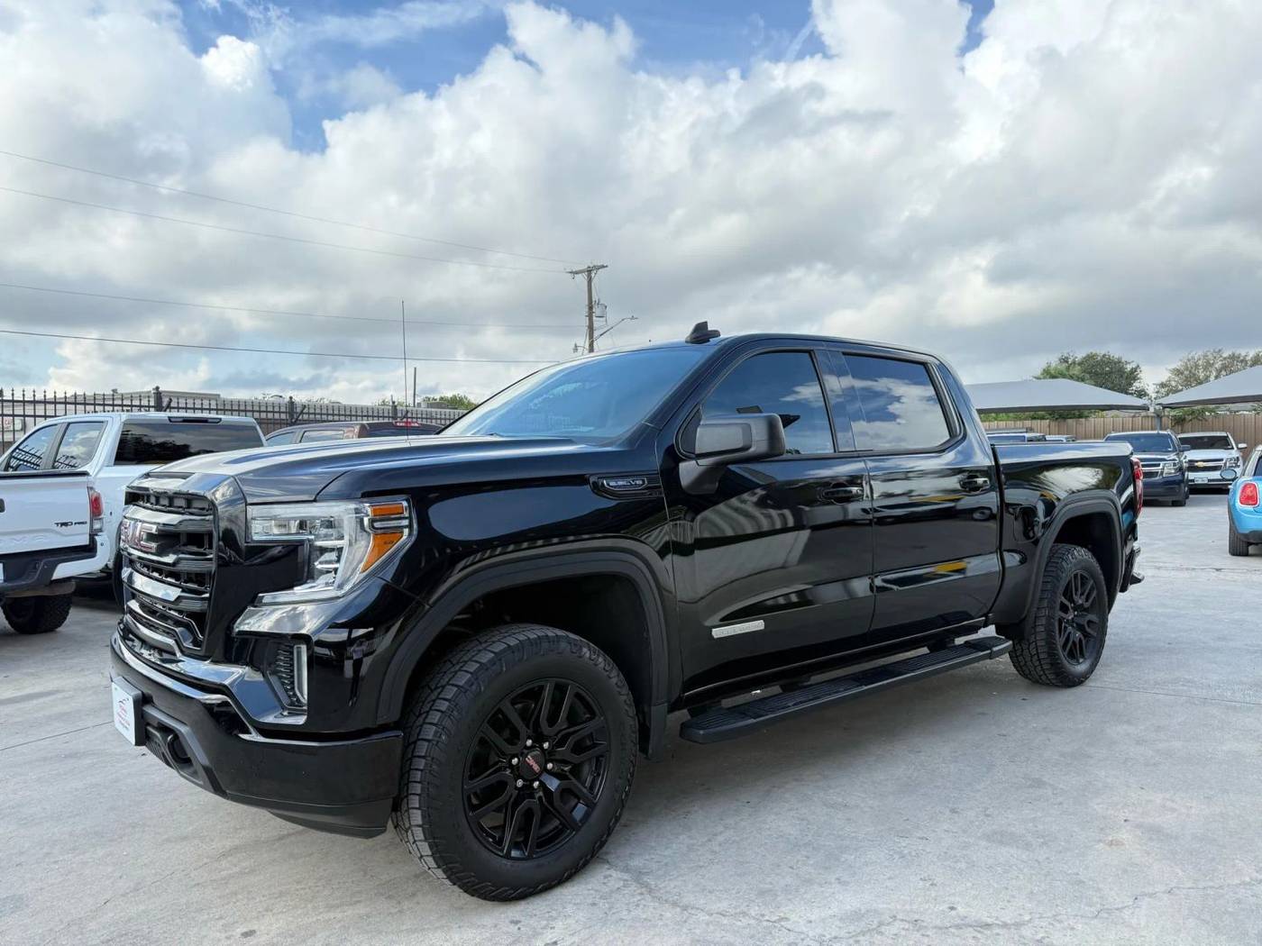 2020 GMC Sierra 1500 Elevation — Pickup Truck — 81,160 mi — San Antonio, TX