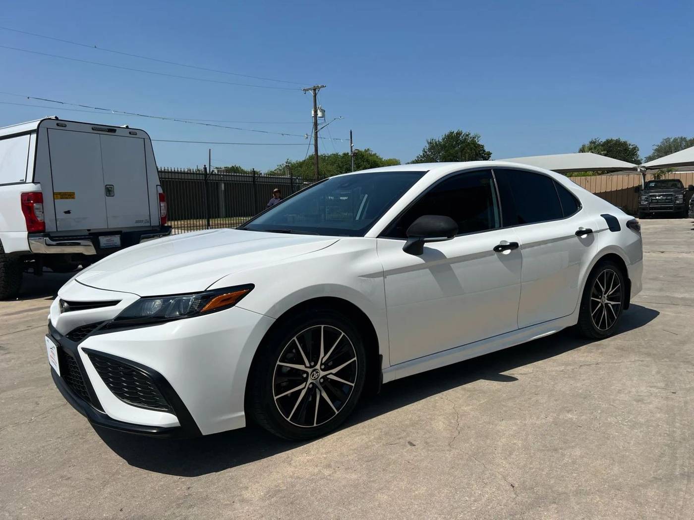 2022 Toyota Camry SE — Sedan — 94,145 mi — San Antonio, TX