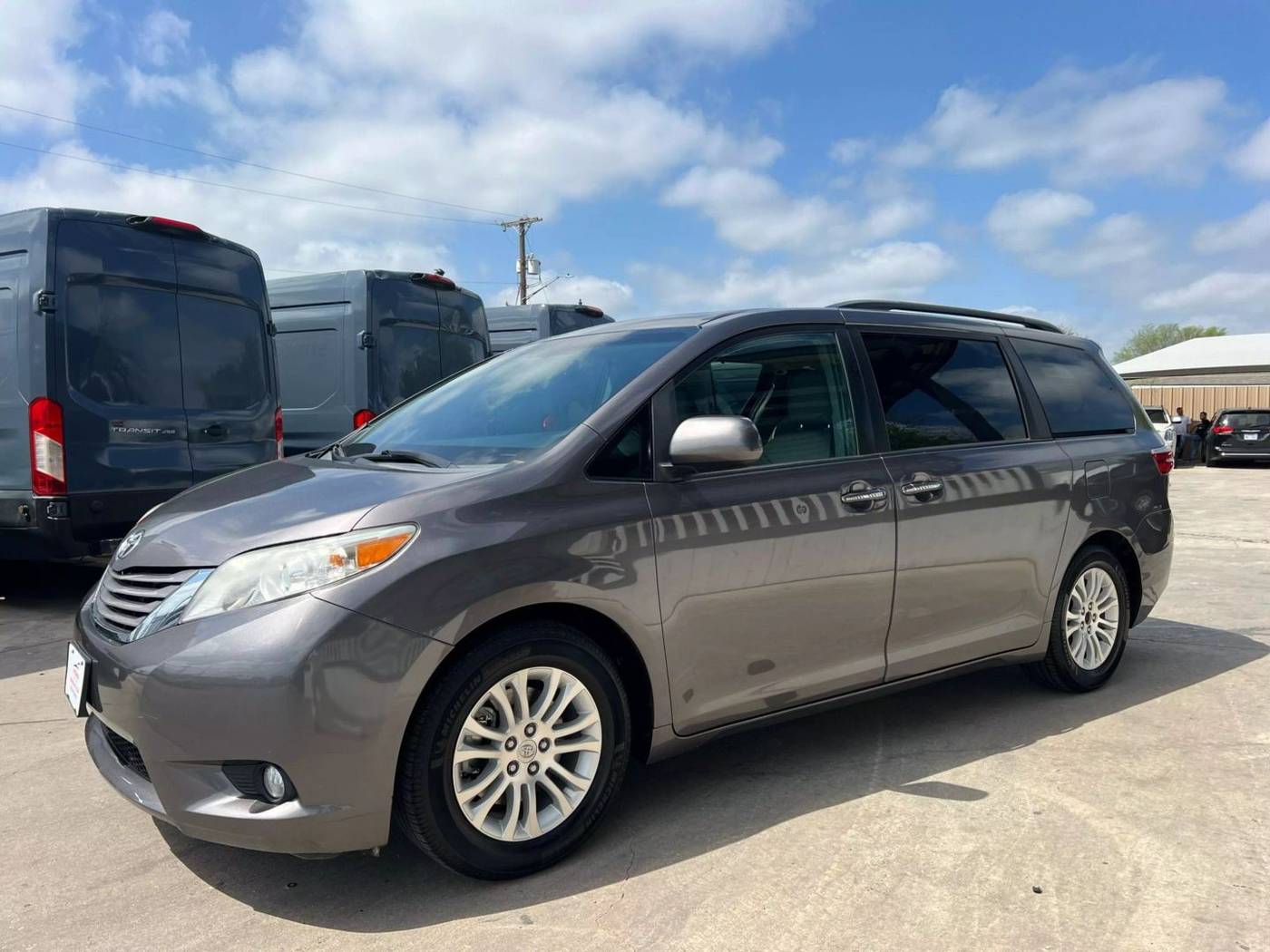 2015 Toyota Sienna XLE — Minivan — 169,965 mi — San Antonio, TX