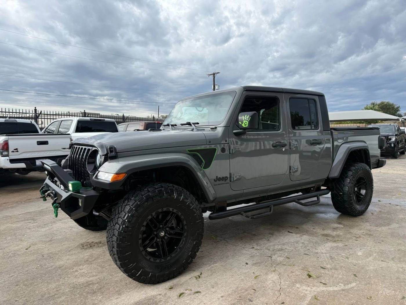 2022 Jeep Gladiator Willys — Pickup Truck — 77,250 mi — San Antonio, TX