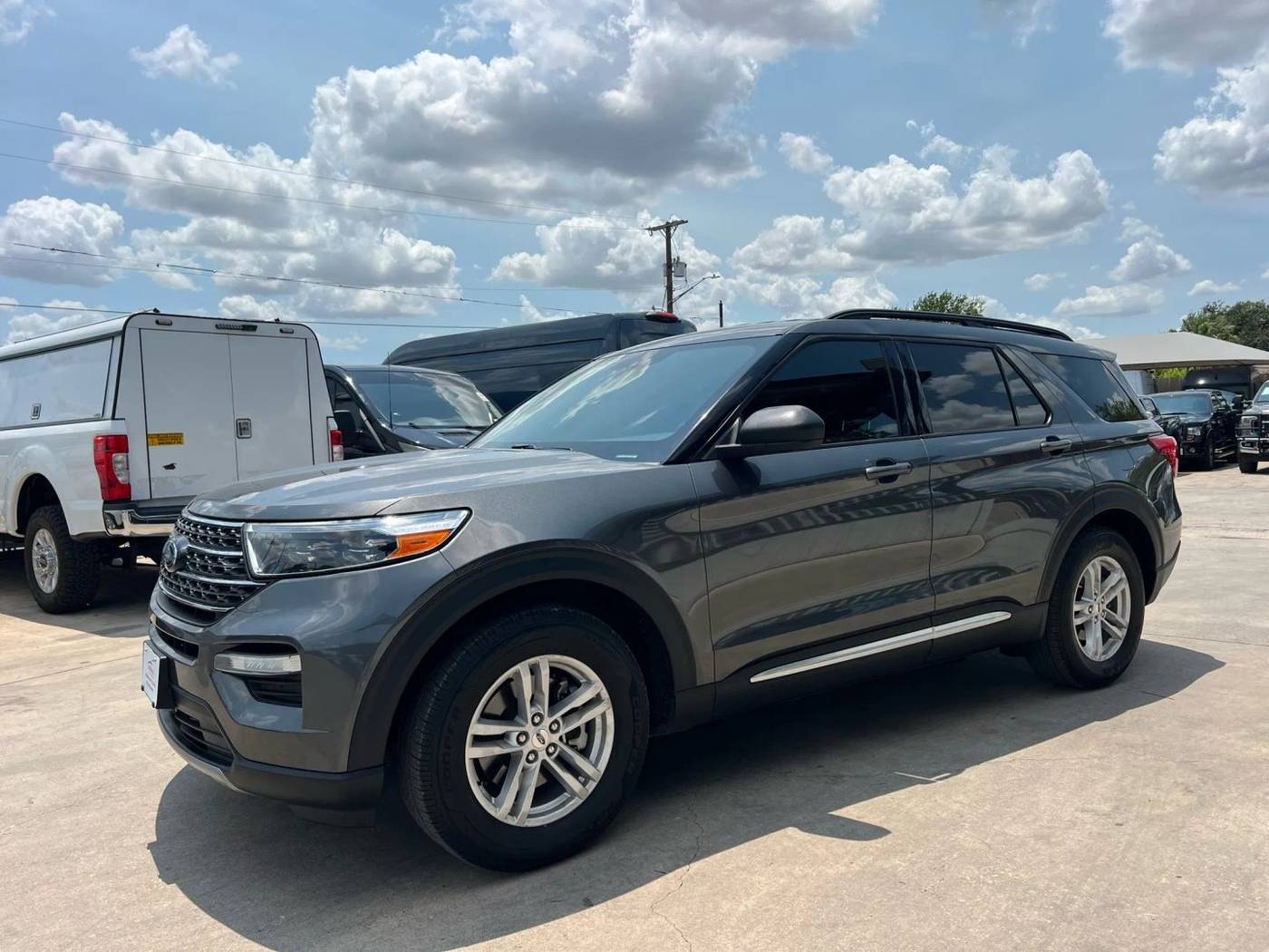 2020 Ford Explorer XLT — SUV — 105,340 mi — San Antonio, TX