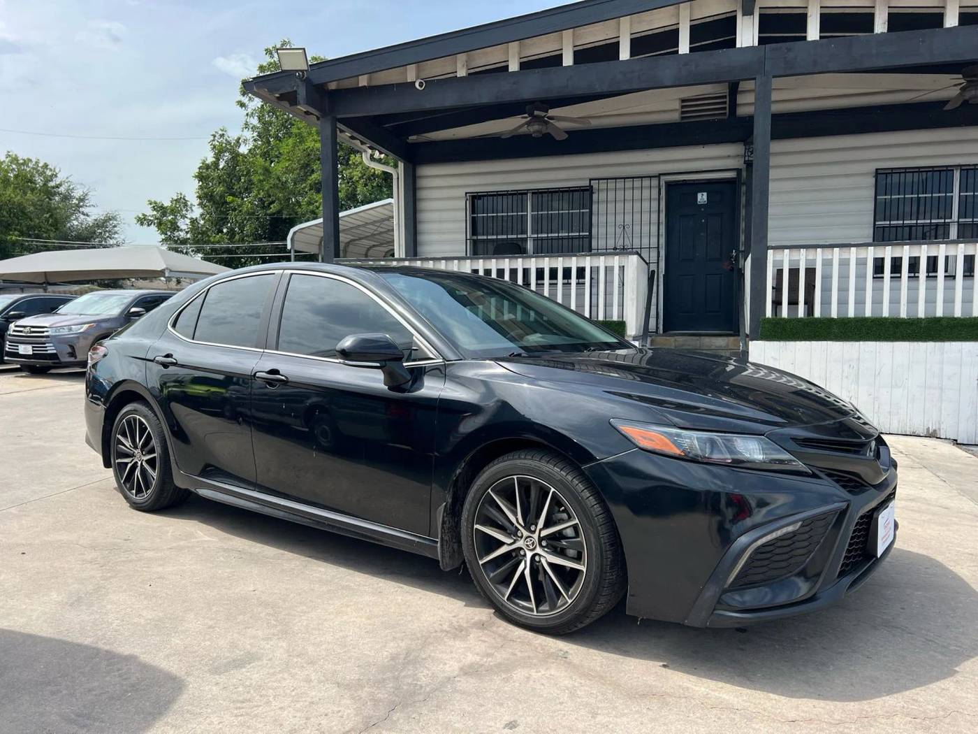 2022 Toyota Camry SE — Sedan — 57,287 mi — San Antonio, TX