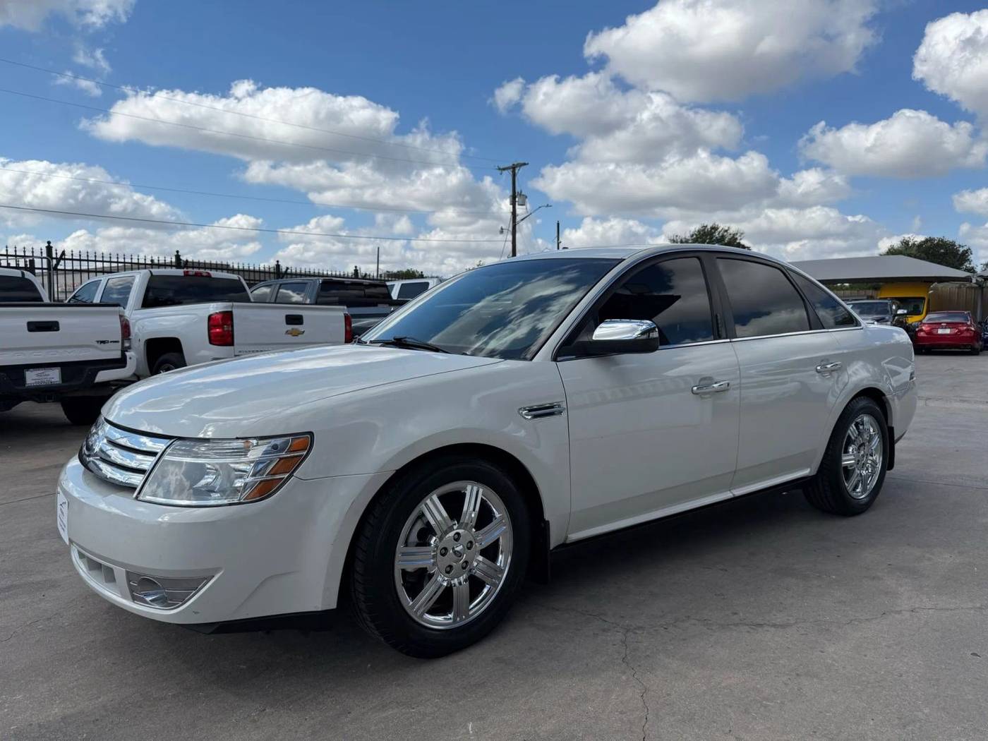 2009 Ford Taurus Limited — Sedan — 102,634 mi — San Antonio, TX
