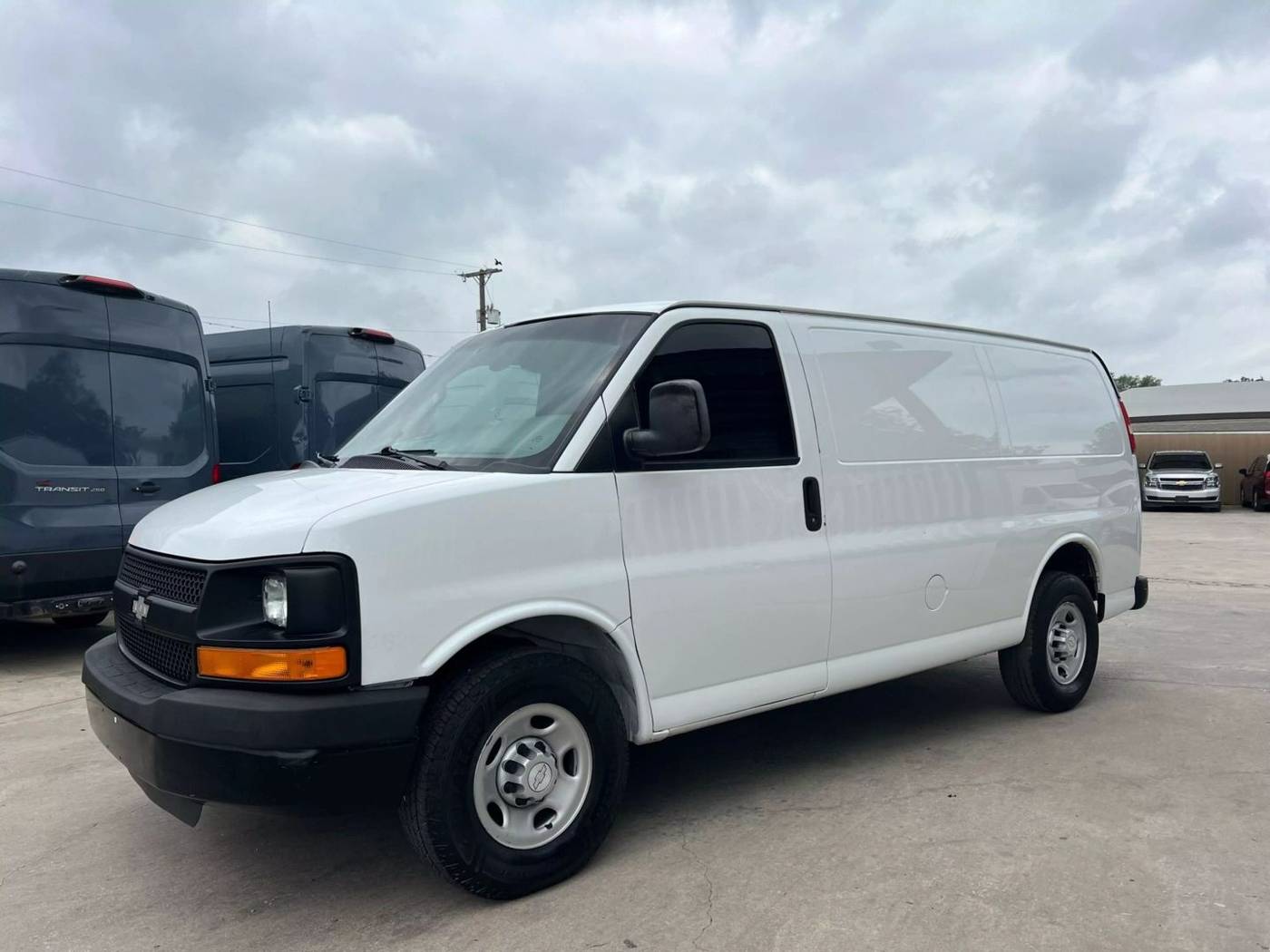 2016 Chevrolet Express Cargo Van Base — Cargo Van — 140,485 mi — San Antonio, TX