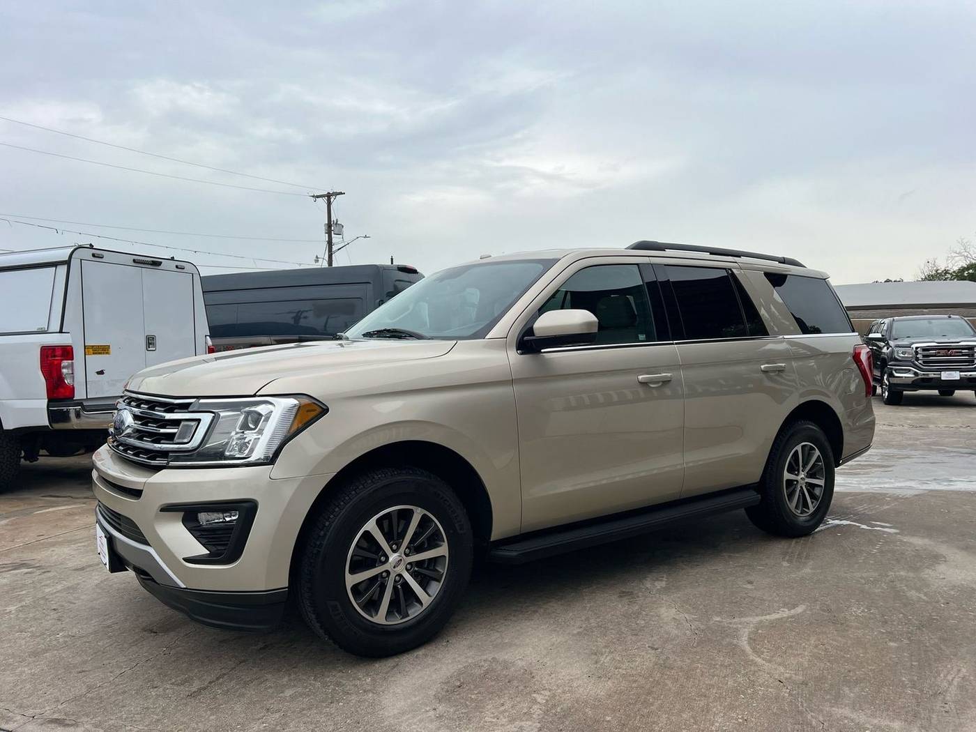 2018 Ford Expedition XLT — SUV — 122,555 mi — San Antonio, TX