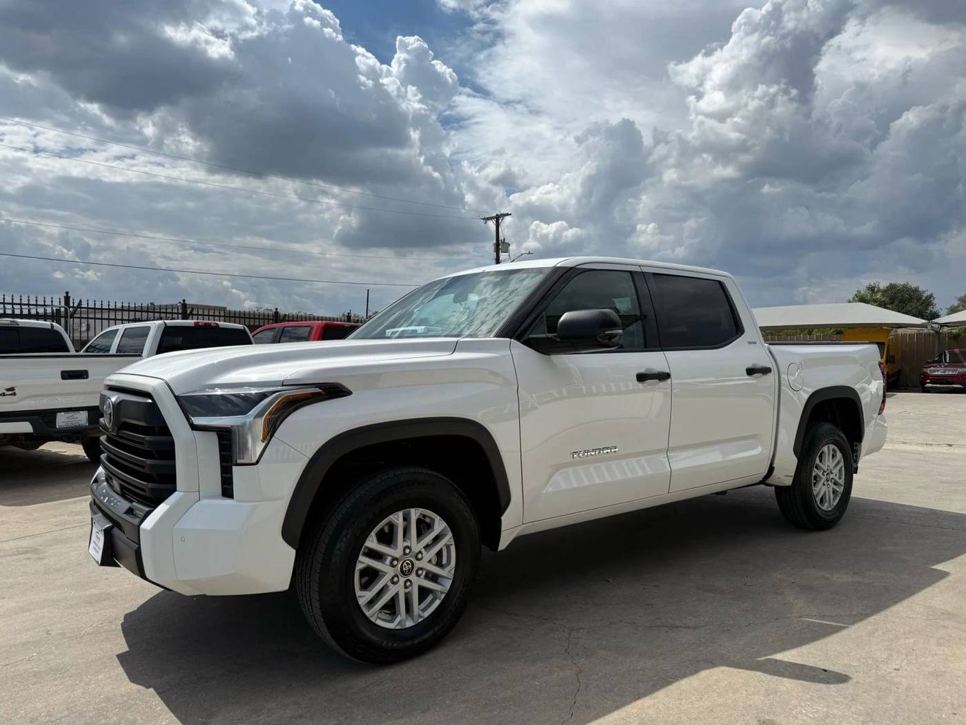 2022 Toyota Tundra SR5 — Pickup Truck — 148,600 mi — San Antonio, TX