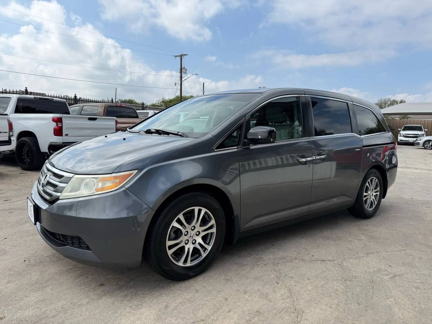 2011 Honda Odyssey EX-L — Minivan — 110,125 mi — San Antonio, TX